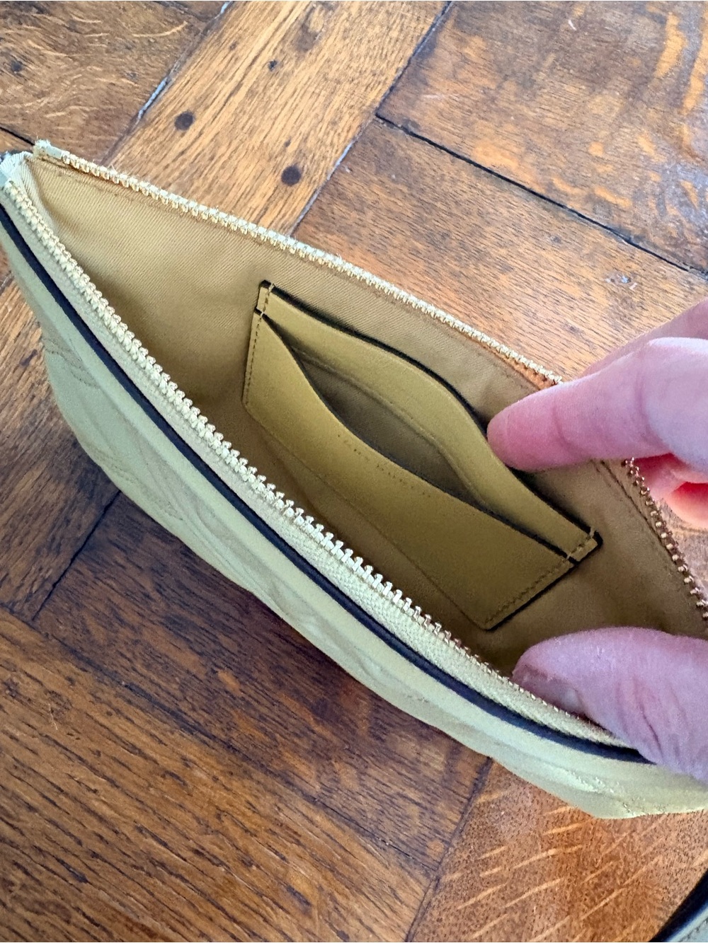 Tory Burch Quilted Leather Wristlet in Light Beige - Picture 3 of 3